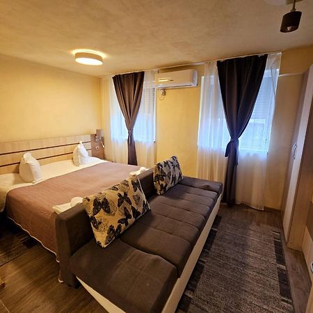 Cazare Apartamente Iris Băile Felix Buitenkant foto