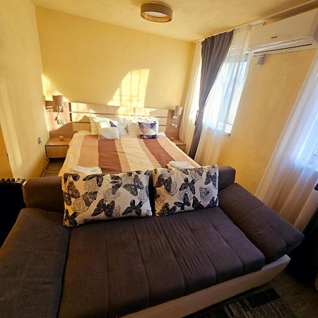 Cazare Apartamente Iris Băile Felix Buitenkant foto